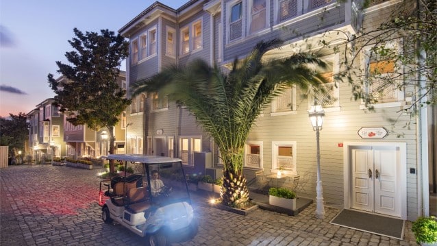 Türkiye'de ilk ‘Curio Collection by Hilton‘ markalı otel açıldı