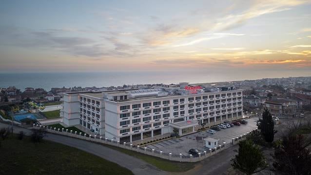 Türkiye'deki 99. otelini açtı