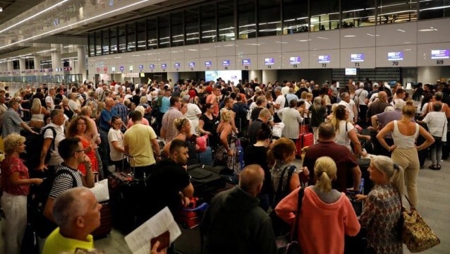 Türkiye'den kaç kişi tahliye edildi?