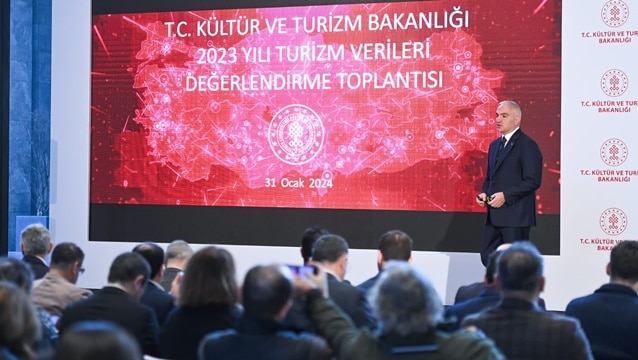 Türkiye'nin 2023 turist sayısı açıklandı