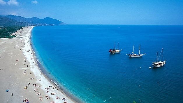 Türkiye’nin tehlikeli ve otoriter ülke imajını yıkmak gerekiyor