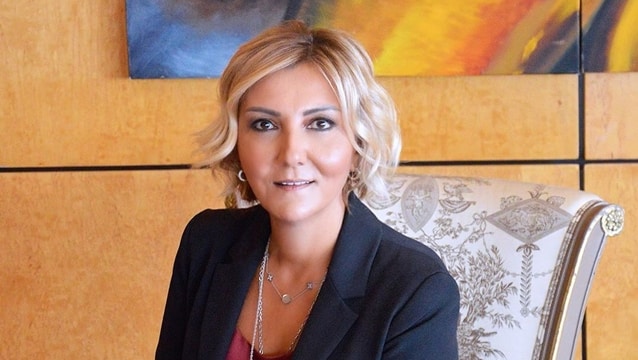 TÜROB Başkanı Müberra Eresin’e ödül...