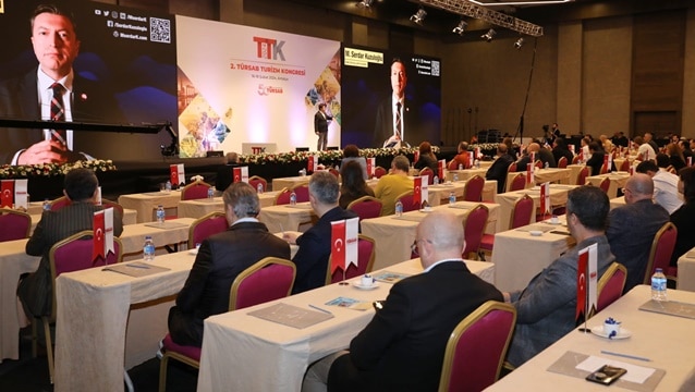TÜRSAB kongresi 'Turizm, Medya Gücüyle Nasıl Geliştirilebilir' paneliyle sona erdi