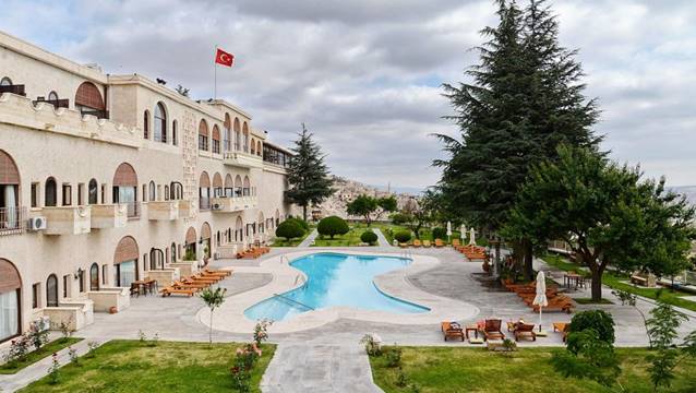 Uçhisar Kaya Oteli için yeni kira ihalesi!