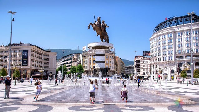 Üsküp-İzmir charter seferleri başlıyor