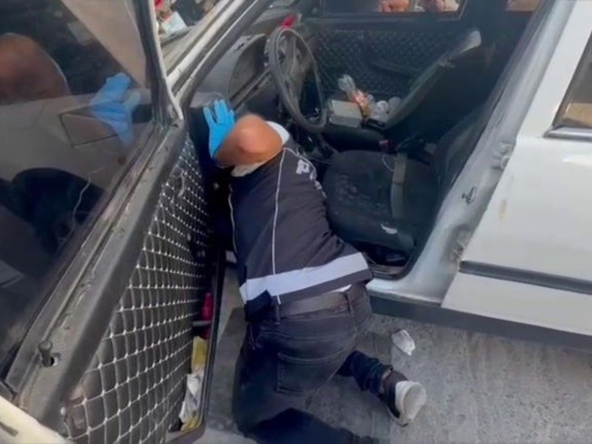 Turizm bölgelerine uyuşturucu sağlayan çeteye darbe