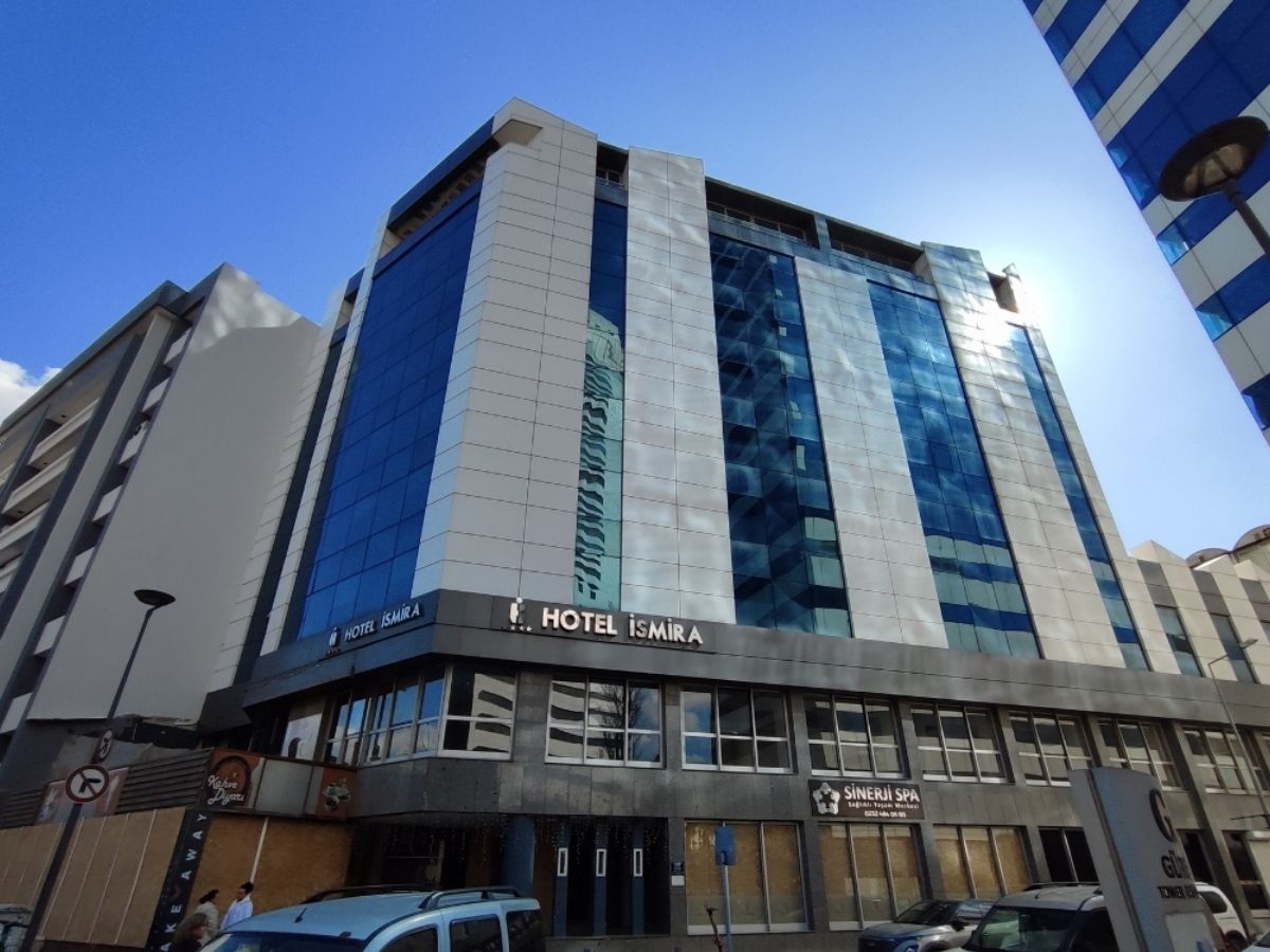 İzmir’deki vakıf taşınmazı 25 yıllığına turizm tesisi olarak kiraya verilecek