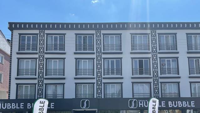 Van'da icradan satılık otel!