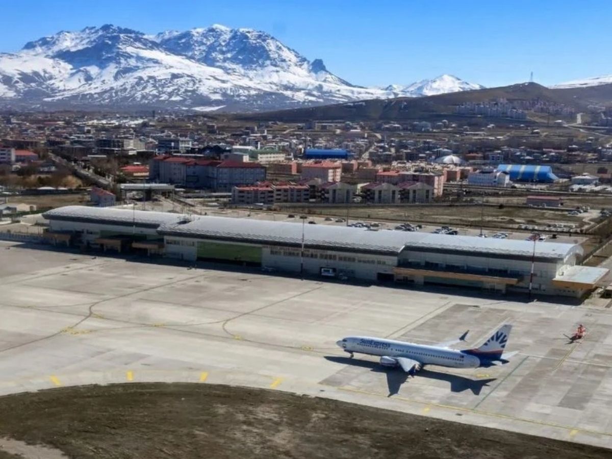 Van Ferit Melen Havalimanı erken açılıyor