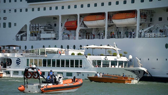 Venedik'te 'kara liste' tartışması