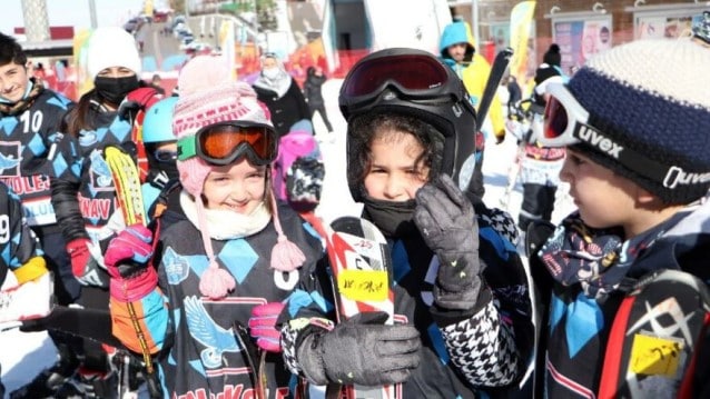 Yavuz Donat: Oteller tıklım tıklım, aman nazar değmesin!