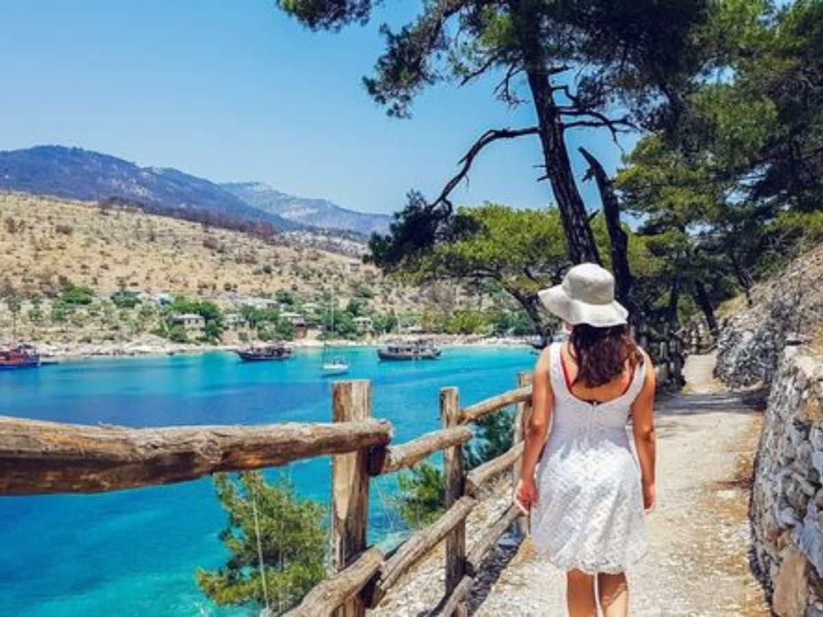 Yunanistan'da sınırsız turizm dönemi bitti: Vize kolaylığına kapasite engeli