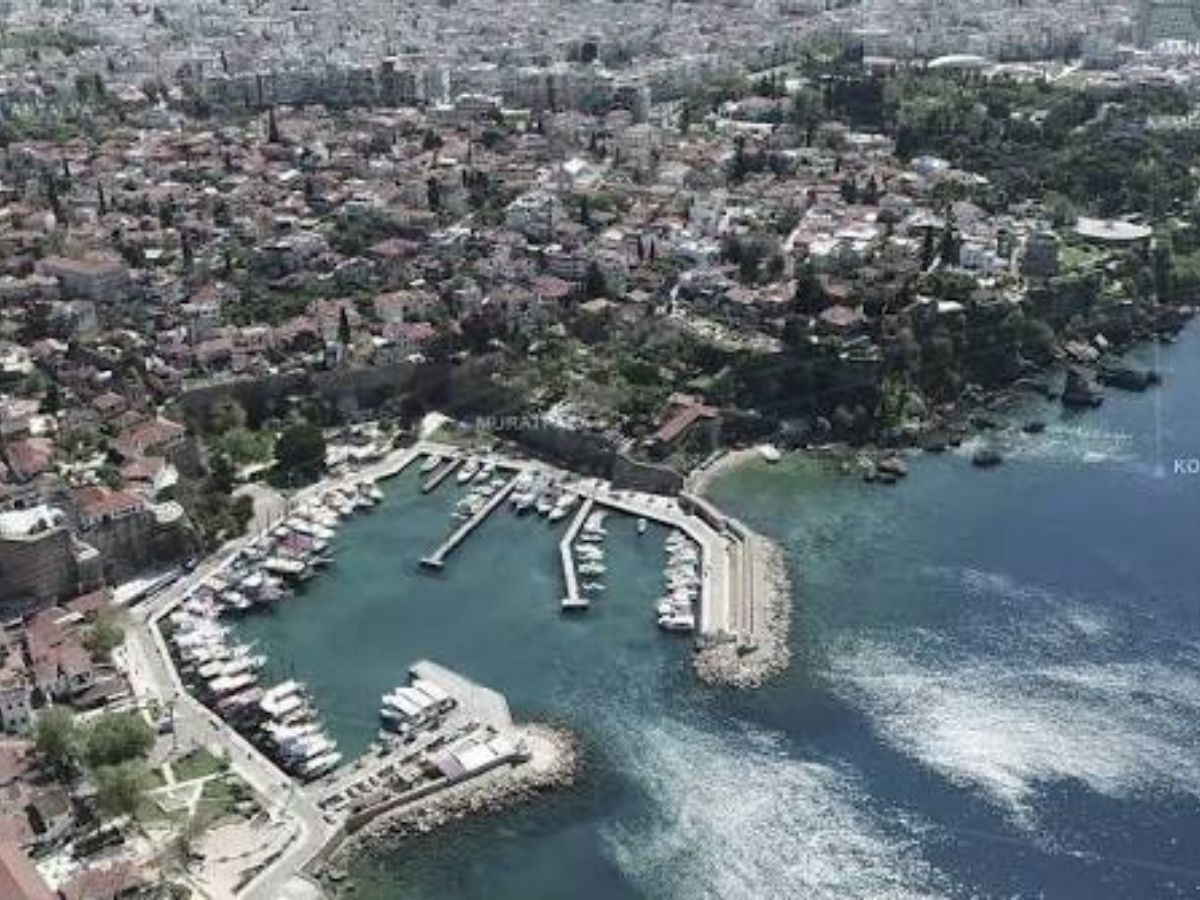 Antalya'da 95 milyon liraya satılık turizm arazisi!