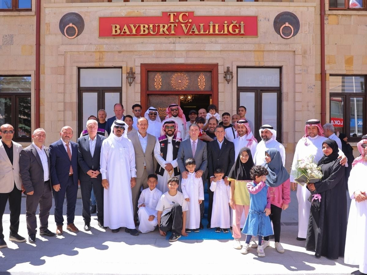 Bahreynli turistler Bayburt'un turizm potansiyelini yerinde gördü