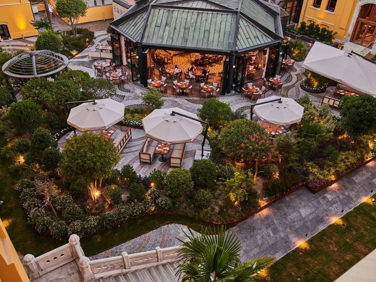 3 Michelin Anahtarlı Four Seasons Sultanahmet’te Anadolu rüzgarı: AVLU Restaurant Yaz menüsünü tanıttı