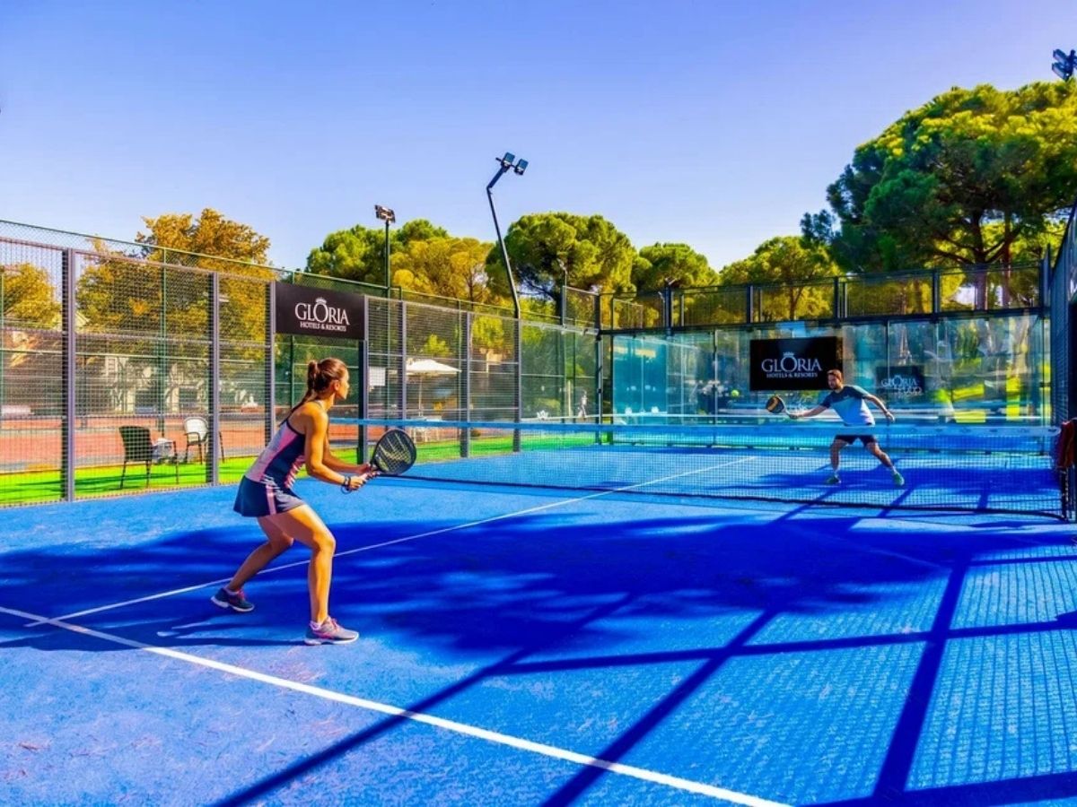 Gloria’dan tatilde yeni oyun: Belek’te padel dönemi başlıyor