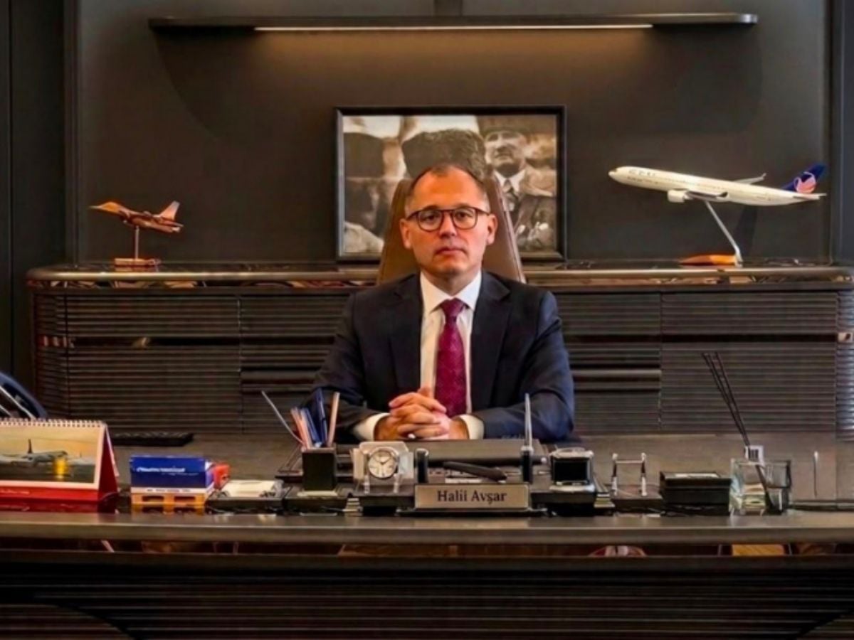 Sabiha Gökçen’den Antalya’ya: Halil Avşar yeni görevine başladı