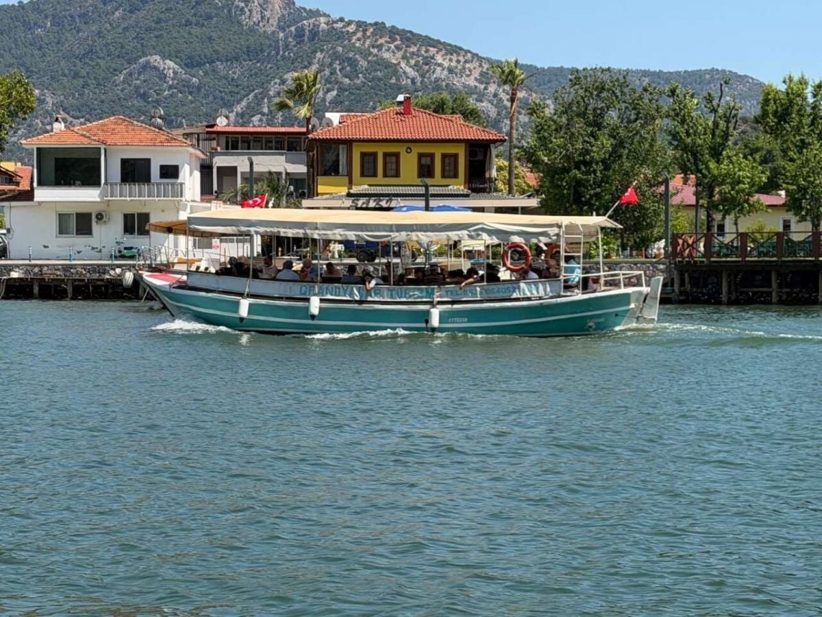 Dalyan'da elektrikli tekne dönemi için ilk adım